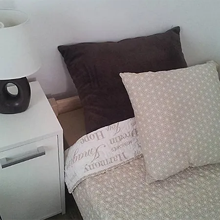Apartment Cozy With Garden